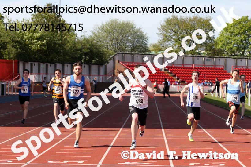 Mens under-17s 200 metres, North Eastern Track and Field Champs, Gateshead Stadium. Photo: David T. Hewitson/Sports for All Pics